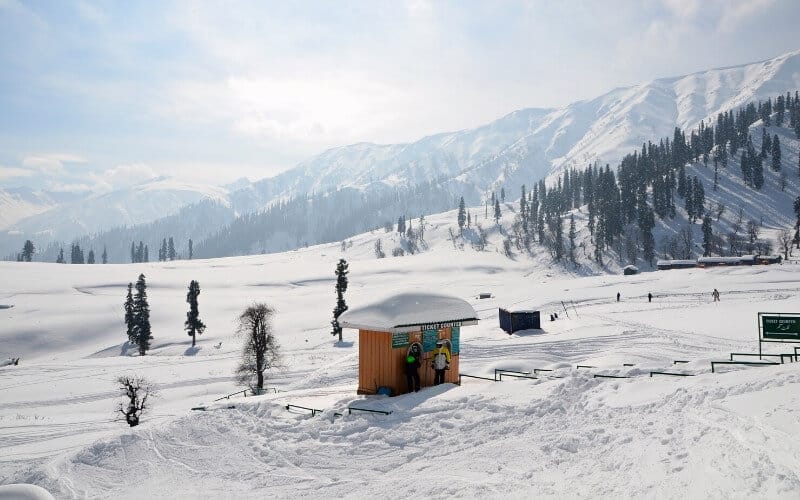 Kashmir-Honeymoon-Packages